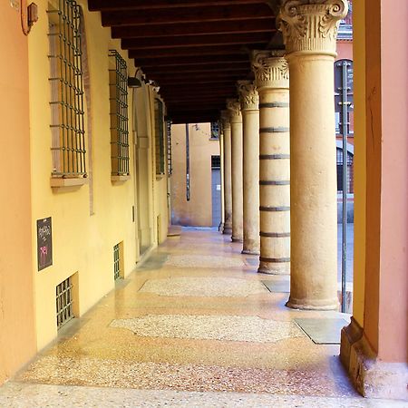 Appartamento Alle Due Torri Bologna Exterior foto